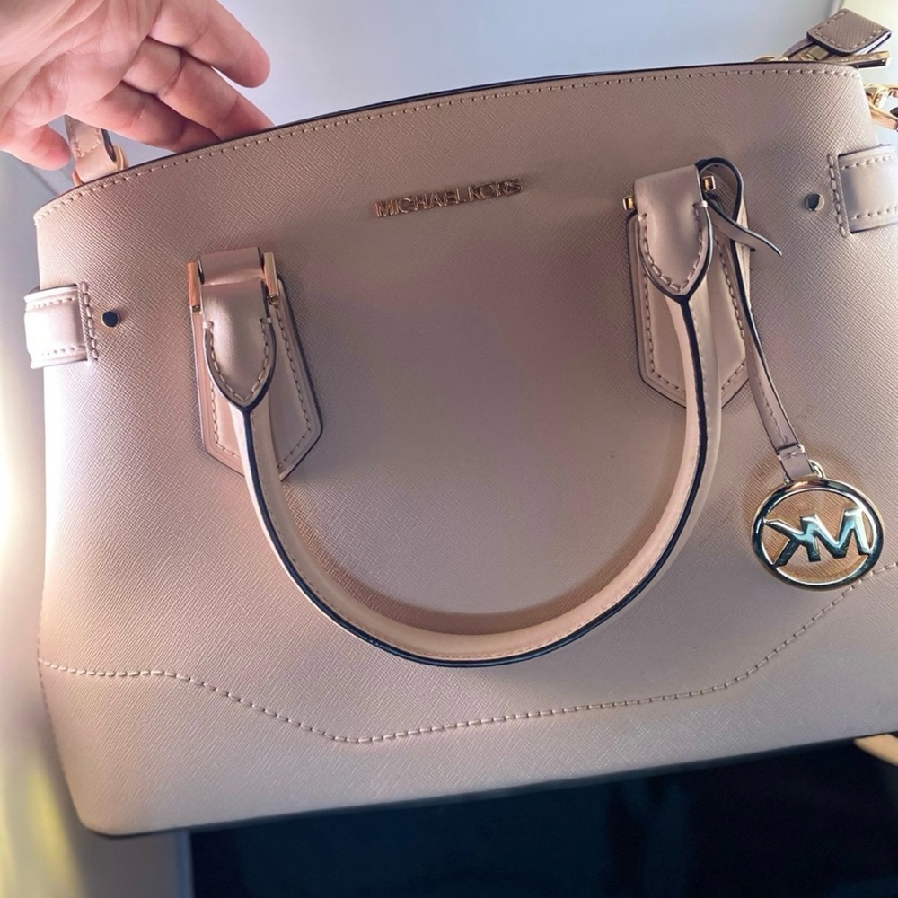 Michael kors satchel